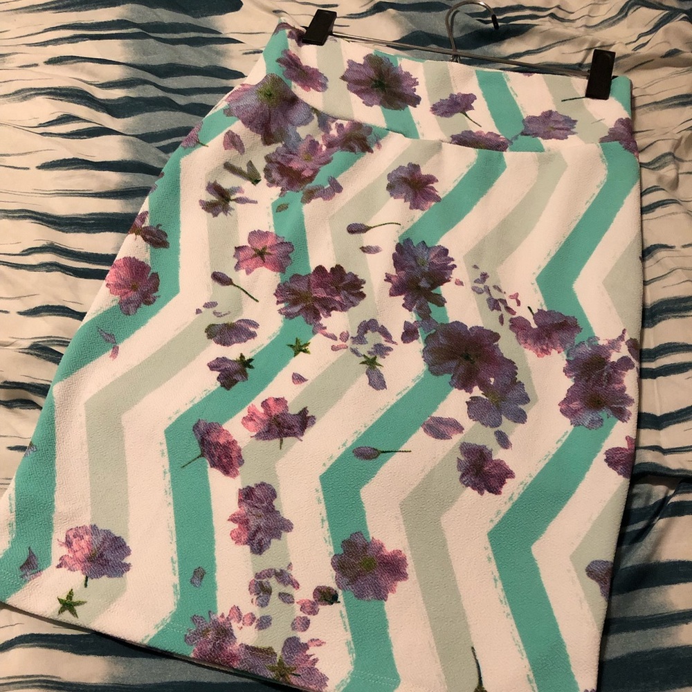 Lularoe Cassie Skirt